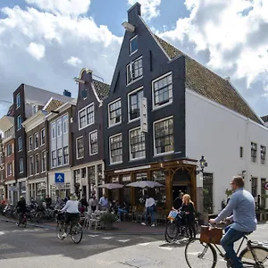 Calisto ** Amsterdam